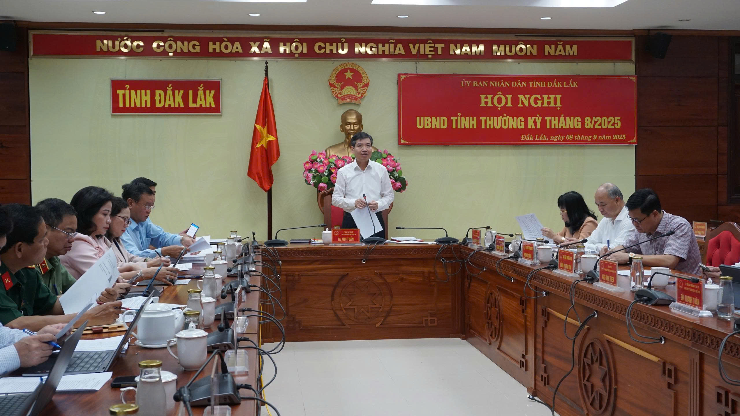 chủ tịch 1